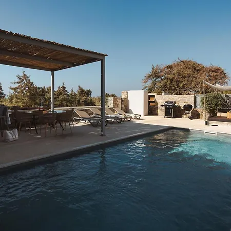 Cedar Forest Alyko Oceanfront 4br With Private Heated Pool & Access אליקו ביץ'