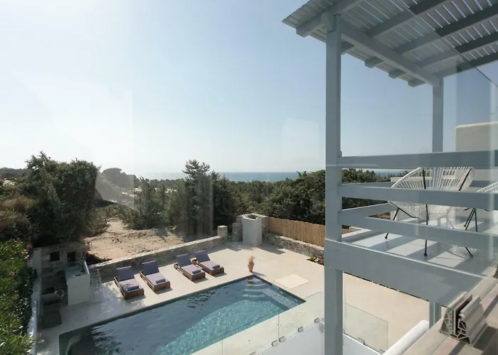 Villa Cedar Forest Alyko Oceanfront 4br With Private Heated Pool & Access