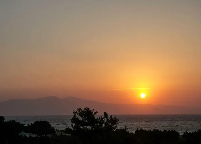 Willa Cedar Forest Alyko Oceanfront 4br With Private Heated Pool & Access Aliko Beach