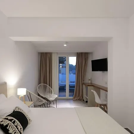 Cedar Forest Oceanfront Villa, 4br Private Pool - Naxos *